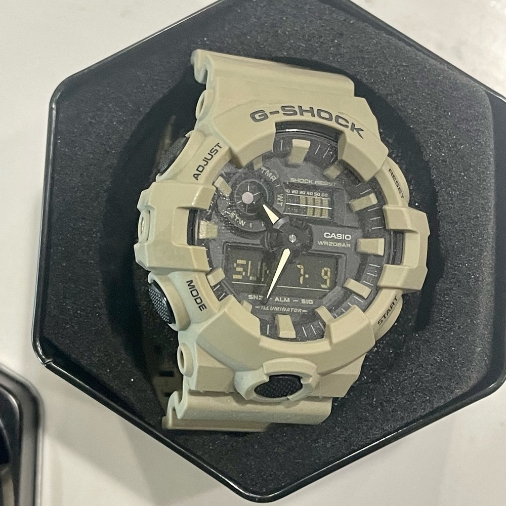 Casio G-Shock Watch Collection - Picture 13 of 14